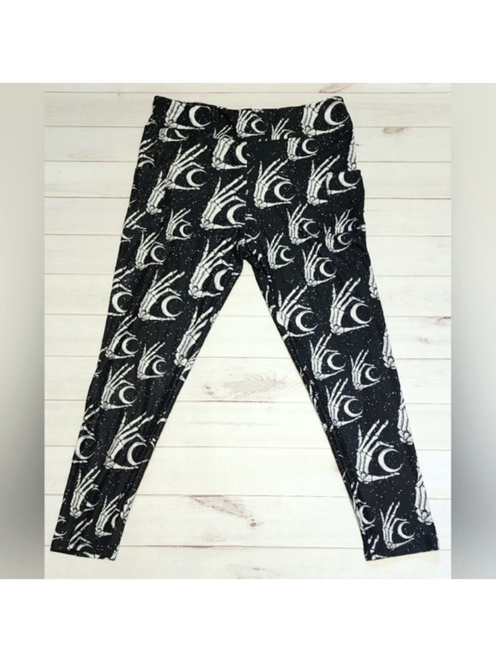 TL Clothing Skeleton  Moon Leggings Size 18-26 - New Without Tags